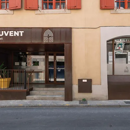 Le Couvent - *