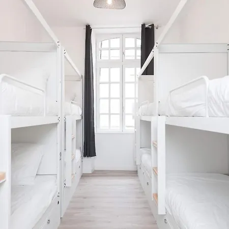 Le Couvent - Auberge de jeunesse *