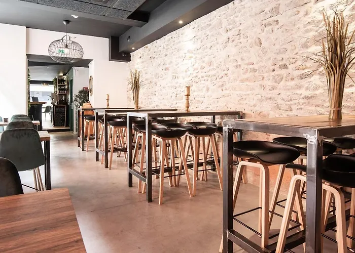 Le Couvent - Auberge de jeunesse *