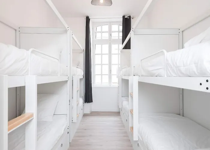 Le Couvent - Auberge de jeunesse *